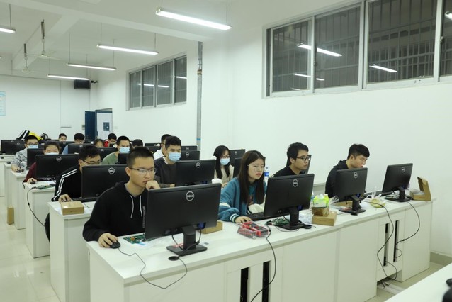 宜春学院承办第十一届“蓝桥杯”江西赛区赛事，助力计算机软硬件开发人才培养